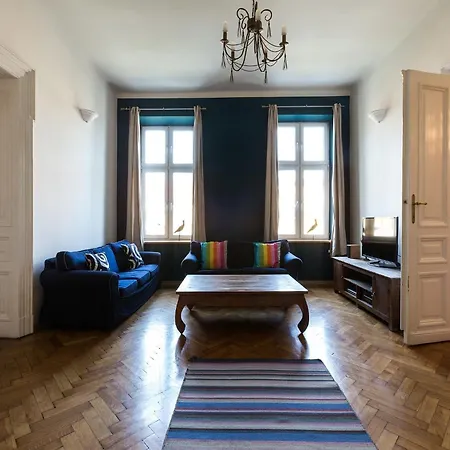Airy And Sunny Apartment In The Centre Of Krakow