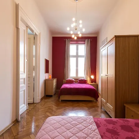 Airy And Sunny Apartment In The Centre Of Krakow Krakow