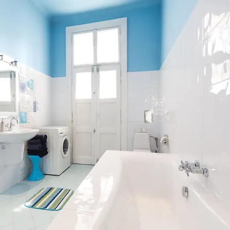 Airy And Sunny Apartment In The Centre Of Krakow Apartment Krakow